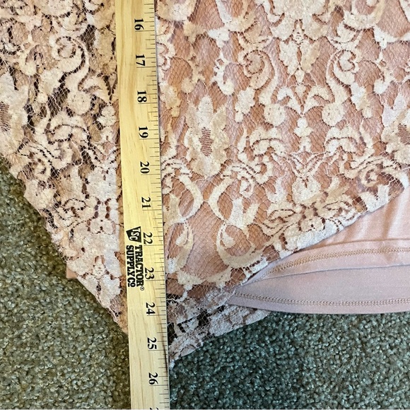 Democracy Layered Lace Dusty Pink Blouse size M - Picture 11 of 16